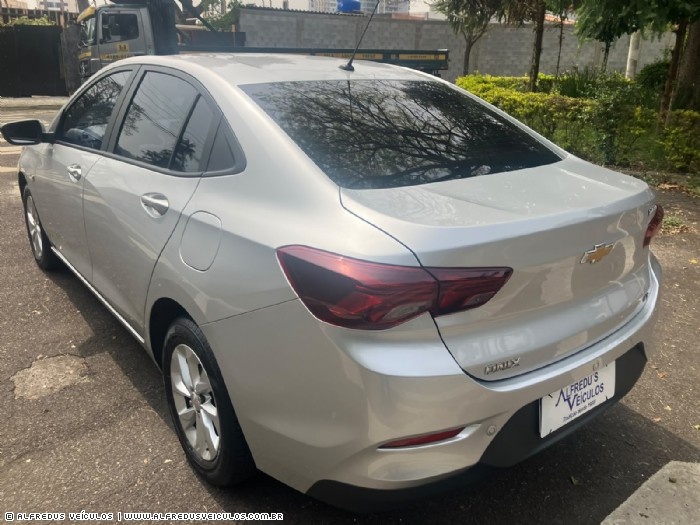 Chevrolet ONIX PLUS TURBO AUTOM�TICO 2022/2023